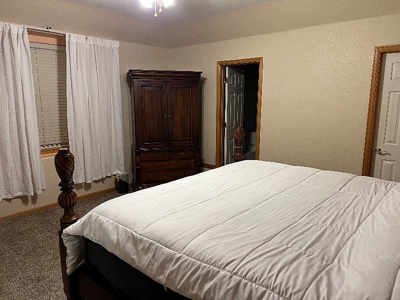 Master Bedroom Picture 2