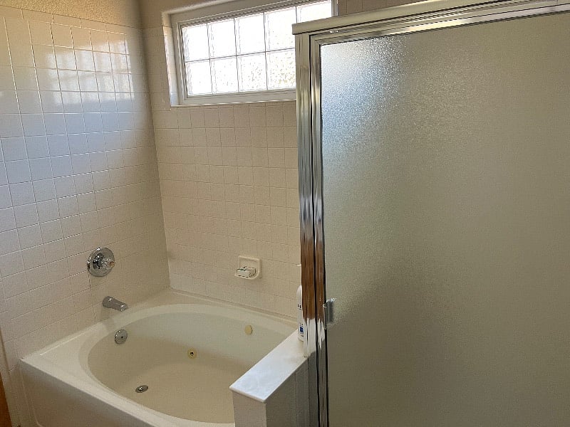 Master Bedroom Jetted Tub