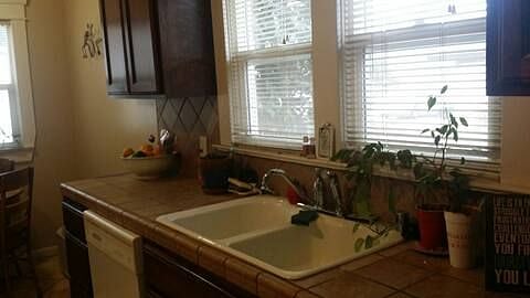 Furnished Finder property 454909_1 photo 2