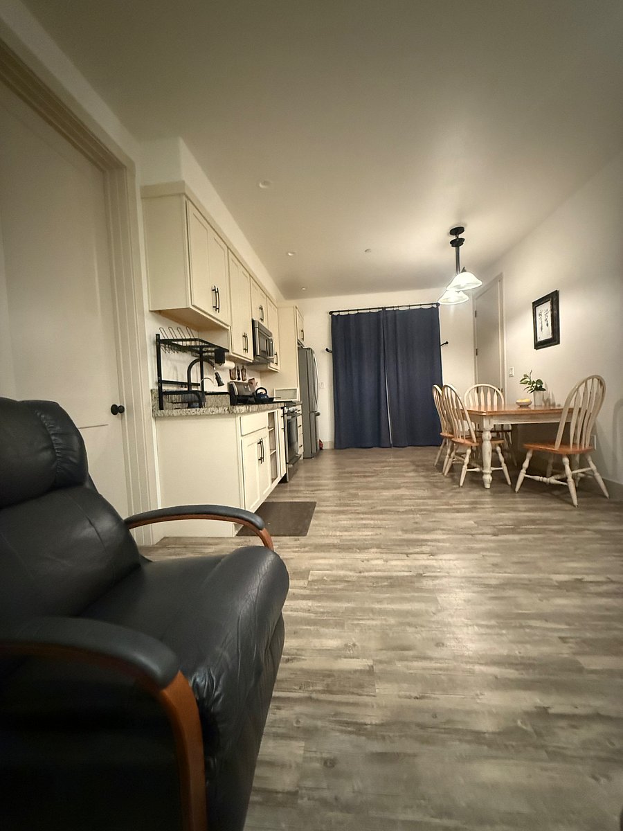 Furnished Finder property 454913_1 photo 3