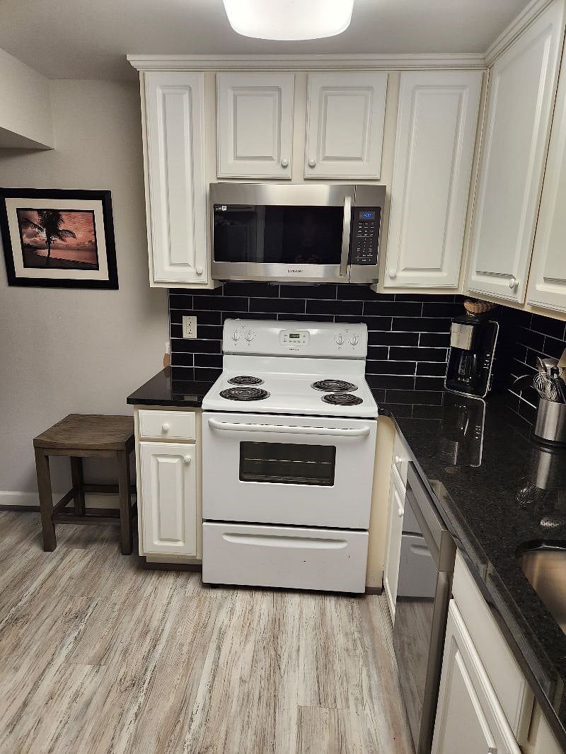 Furnished Finder property 455221_1 photo 6