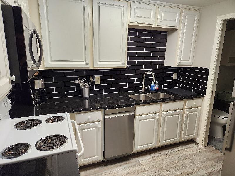 Furnished Finder property 455221_1 photo 5