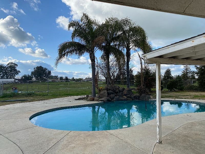 Furnished Finder property 455302_1 photo 3