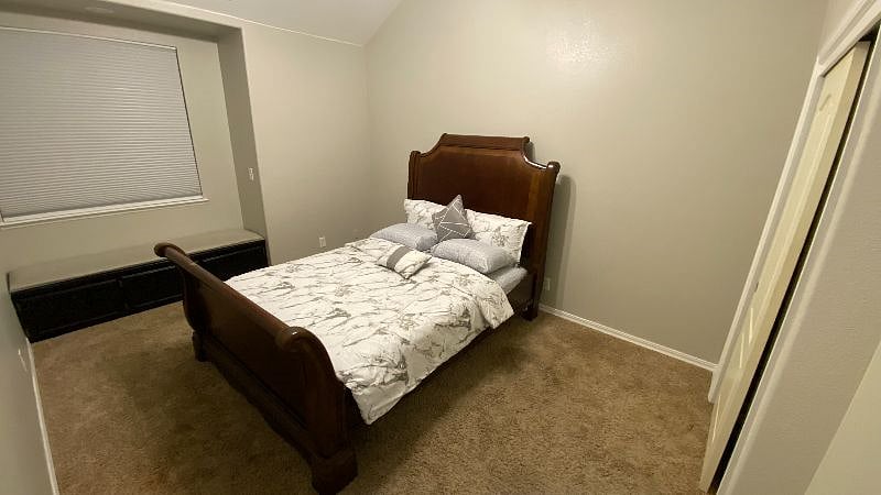 Furnished Finder property 455302_1 photo 18