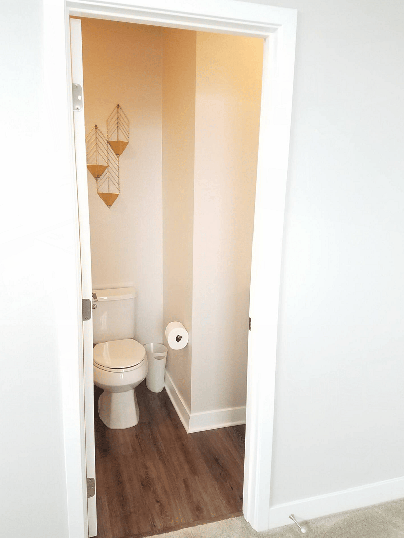 Private En Suite Bathroom with Shower for Bedroom 4 (1st Floor)