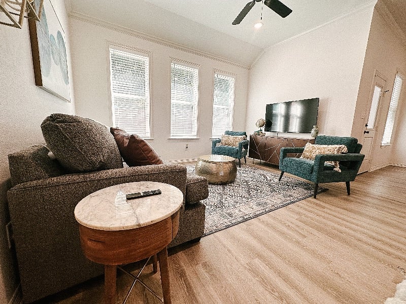 Furnished Finder property 455322_1 photo 7