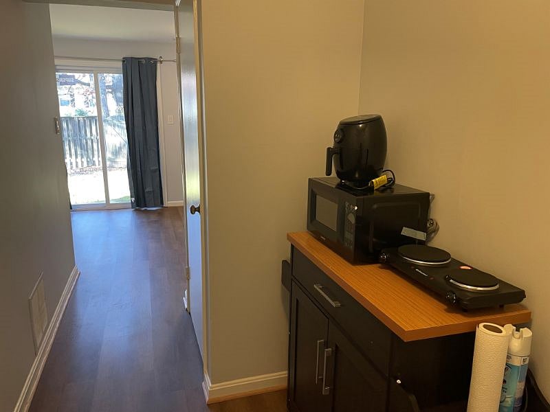 Furnished Finder property 455446_1 photo 7