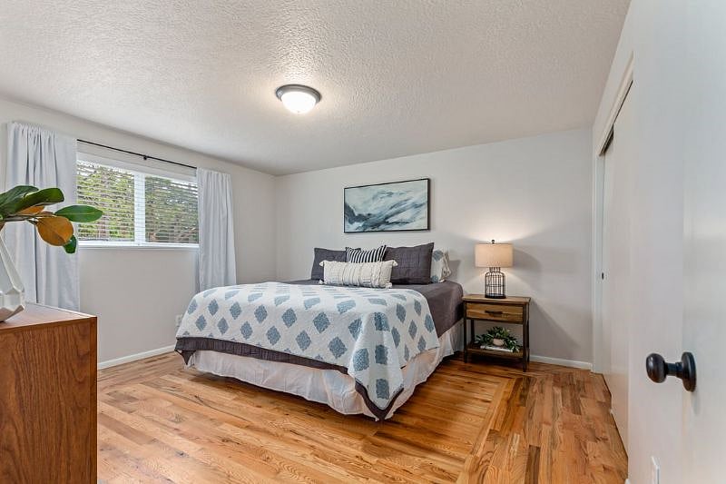 Furnished Finder property 455489_1 photo 12