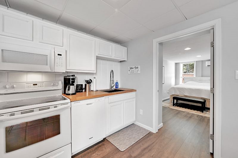 Furnished Finder property 455528_1 photo 13