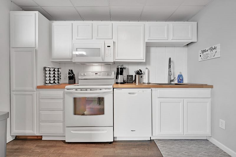 Furnished Finder property 455528_1 photo 15