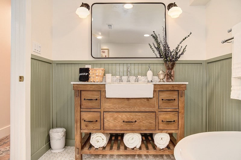 Bathroom #2.