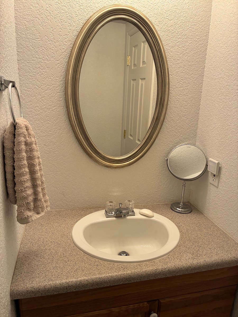 Furnished Finder property 455582_1 photo 17
