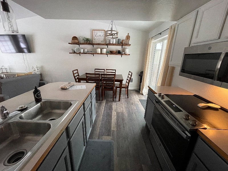 Furnished Finder property 455583_1 photo 3