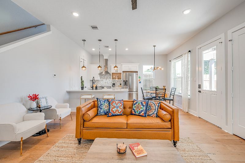 Furnished Finder property 455586_1 photo 3