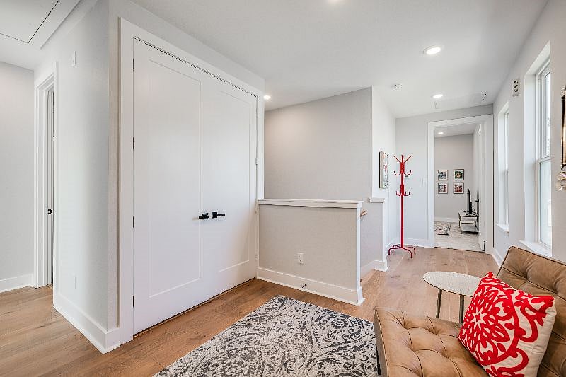 Furnished Finder property 455586_1 photo 13