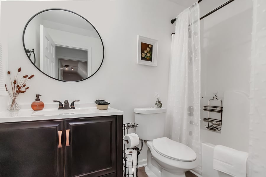 Hidden Hideaway Private Bathroom