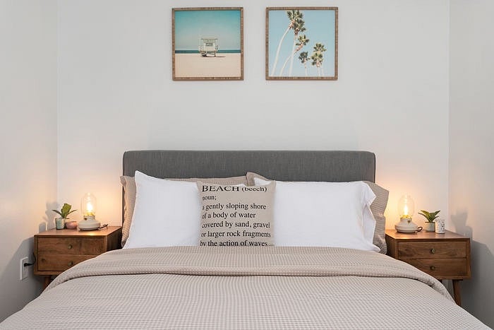Queen Bed