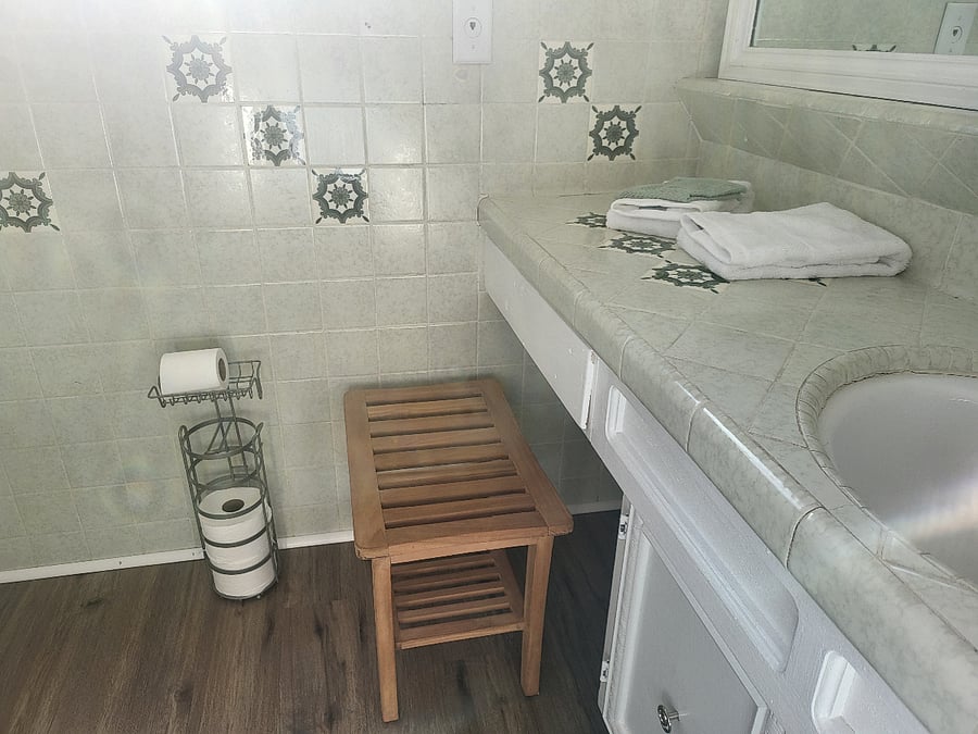 Furnished Finder property 455738_3 photo 10