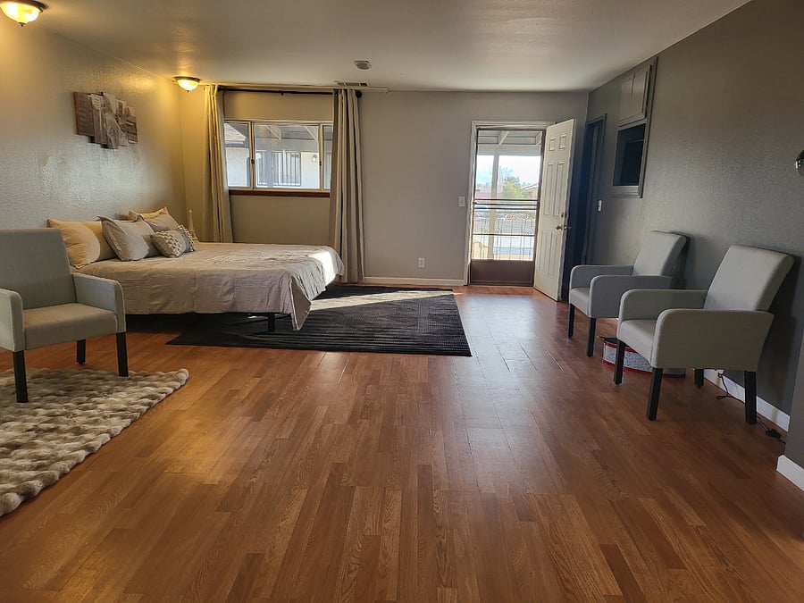 Furnished Finder property 455738_4 photo 8