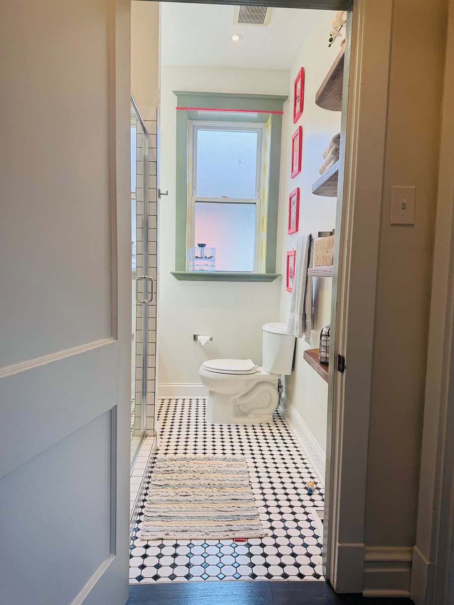 Main floor bathroom