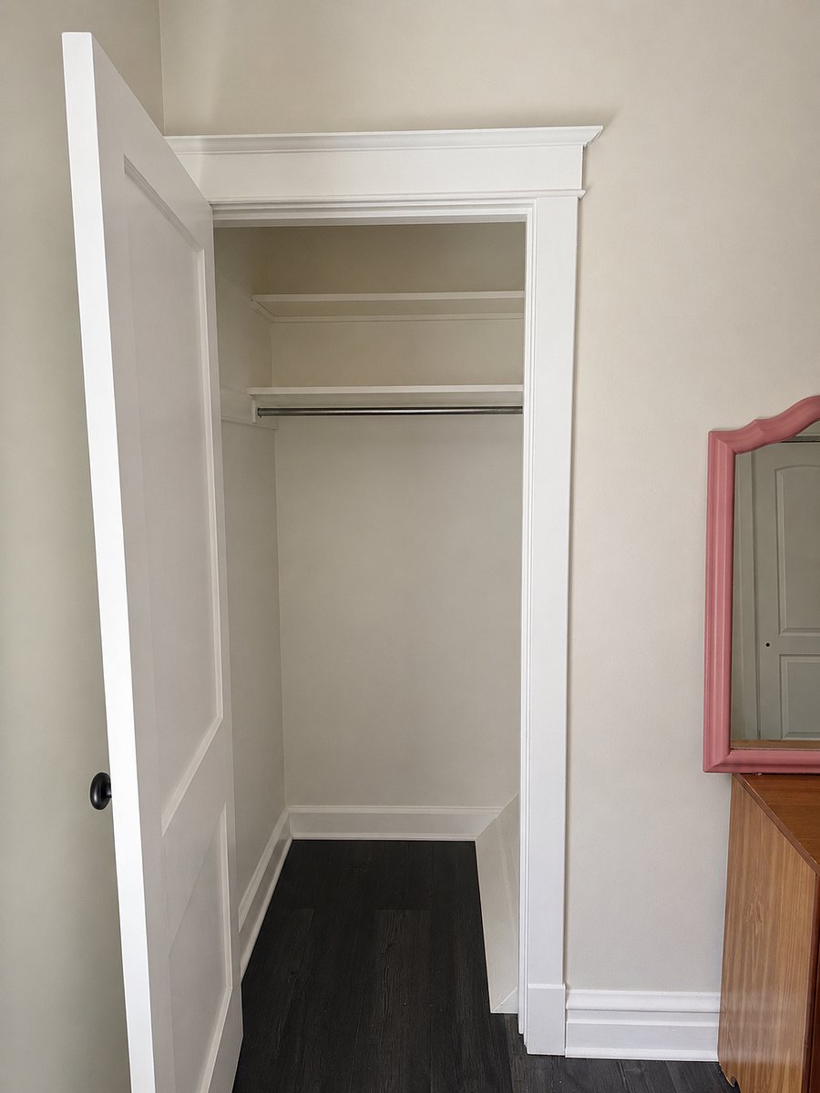 Closet #2 in primary