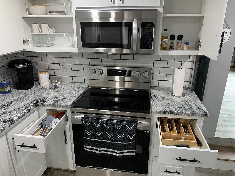 Furnished Finder property 455791_1 photo 17