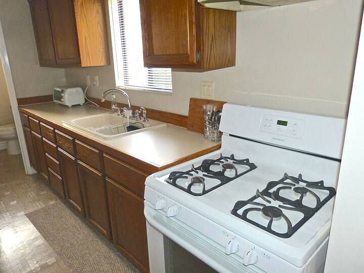 Furnished Finder property 455798_1 photo 3