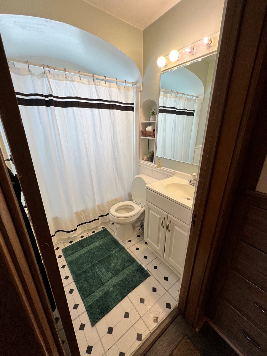 Furnished Finder property 455804_1 photo 5