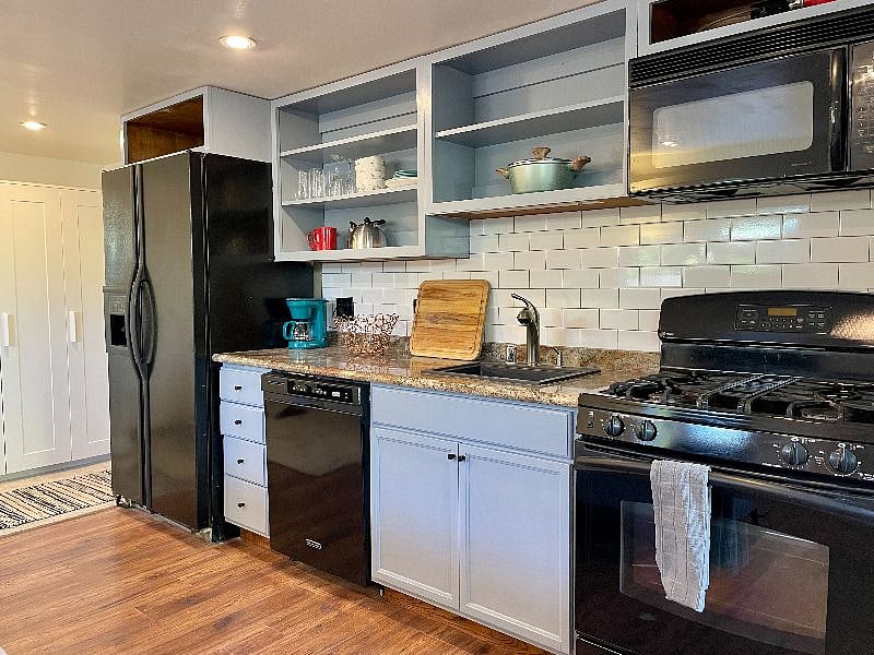 Furnished Finder property 455809_1 photo 8