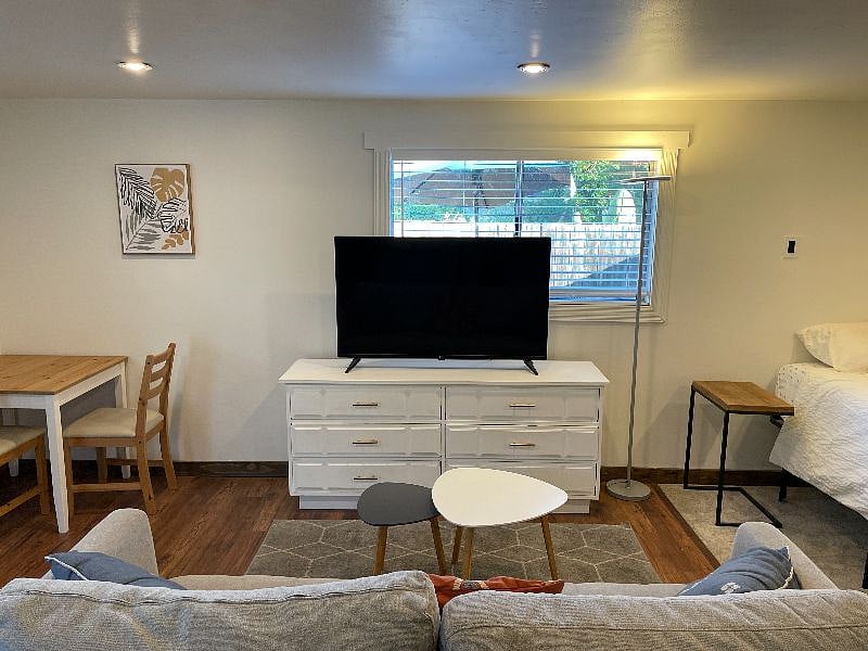 Furnished Finder property 455809_1 photo 6