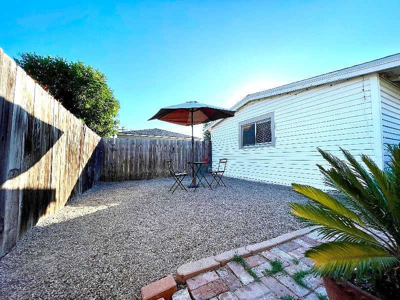 Furnished Finder property 455809_1 photo 15