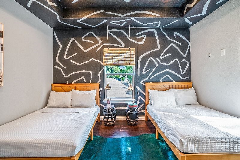 Furnished Finder property 455817_1 photo 8