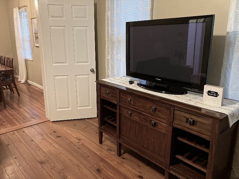 Furnished Finder property 455902_1 photo 12