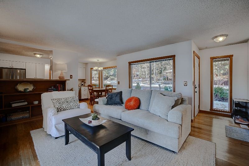 Furnished Finder property 456060_1 photo 3