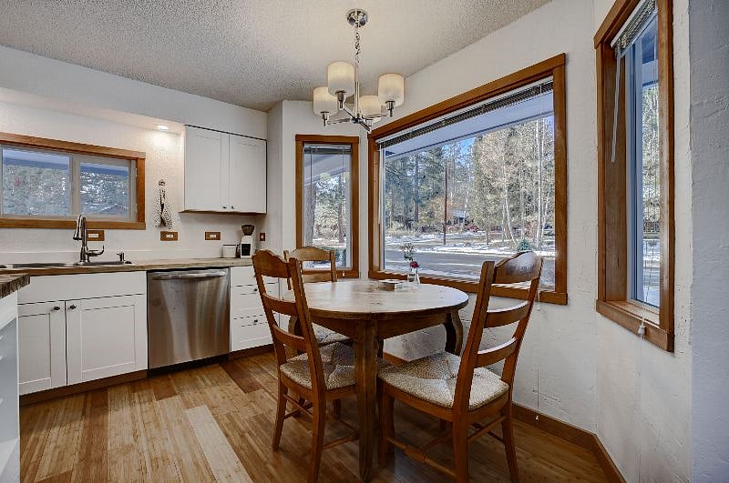 Furnished Finder property 456060_1 photo 5