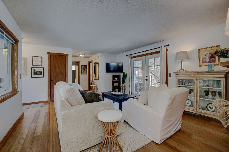 Furnished Finder property 456060_1 photo 4
