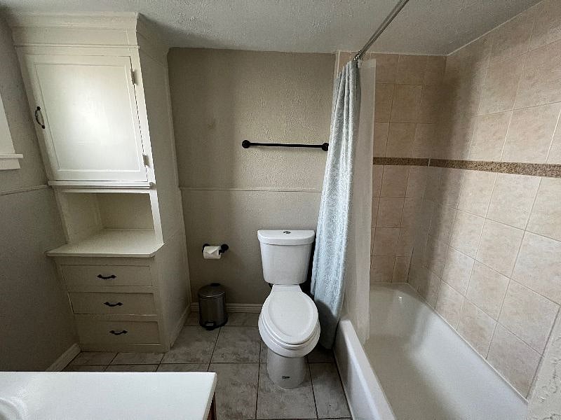 Furnished Finder property 456103_1 photo 9