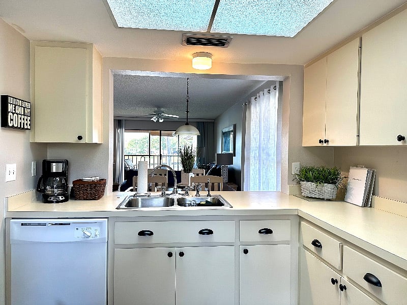 Furnished Finder property 456160_1 photo 10
