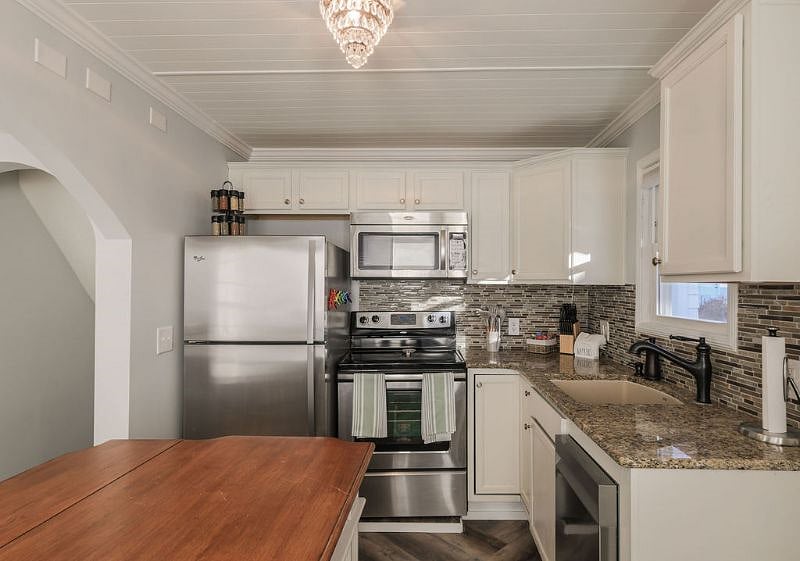 Furnished Finder property 456161_1 photo 25