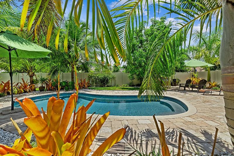 Furnished Finder property 456187_1 photo 7
