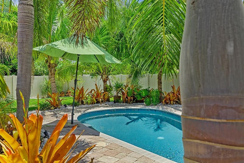 Furnished Finder property 456187_1 photo 18