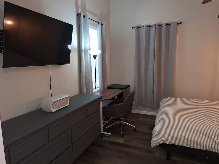 Furnished Finder property 456220_1 photo 3