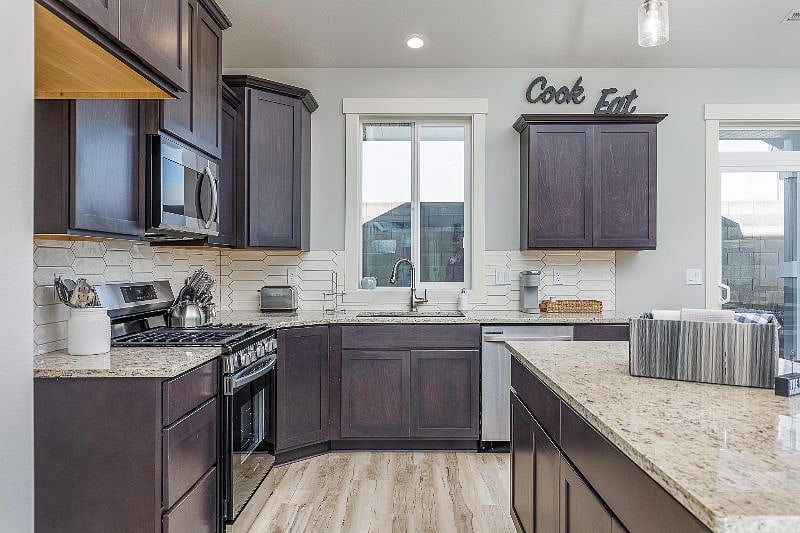 Furnished Finder property 456241_1 photo 14