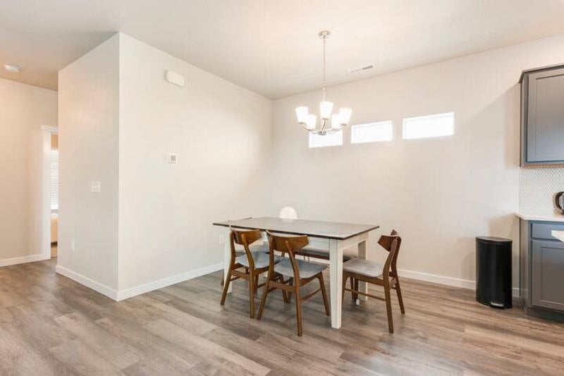 Furnished Finder property 456274_1 photo 3