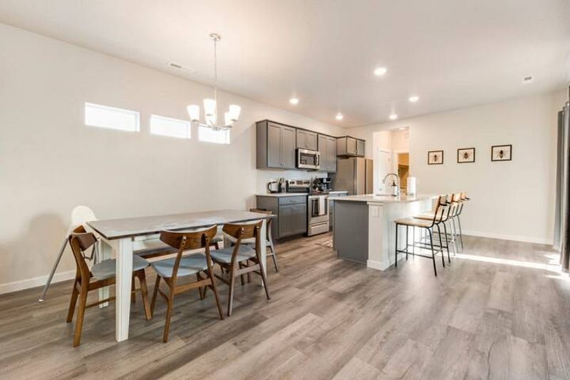 Furnished Finder property 456274_1 photo 4