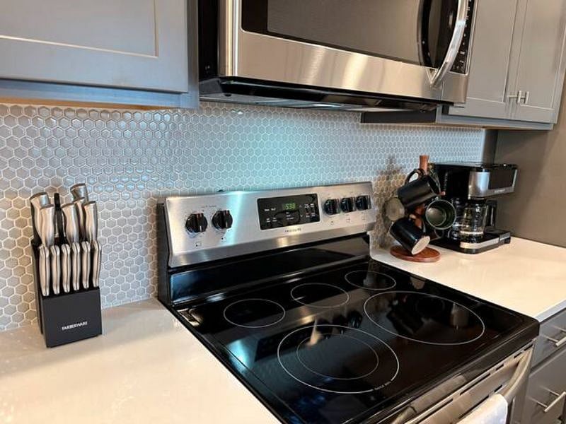 Furnished Finder property 456274_1 photo 9
