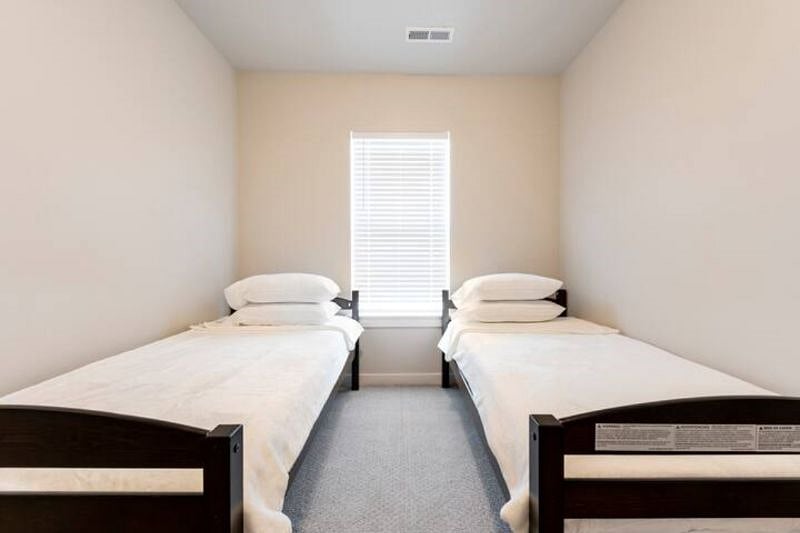 Furnished Finder property 456274_1 photo 13