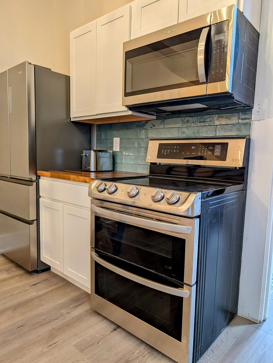 Furnished Finder property 456278_3 photo 7