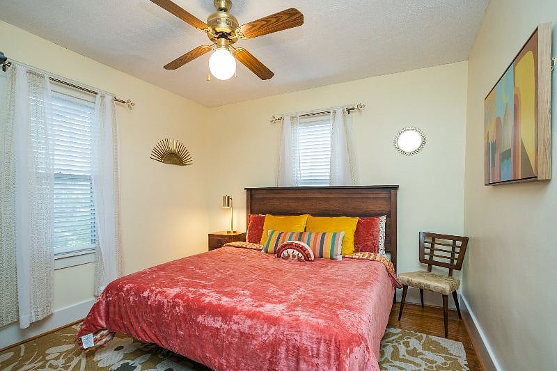 A King bed is in this bedroom.