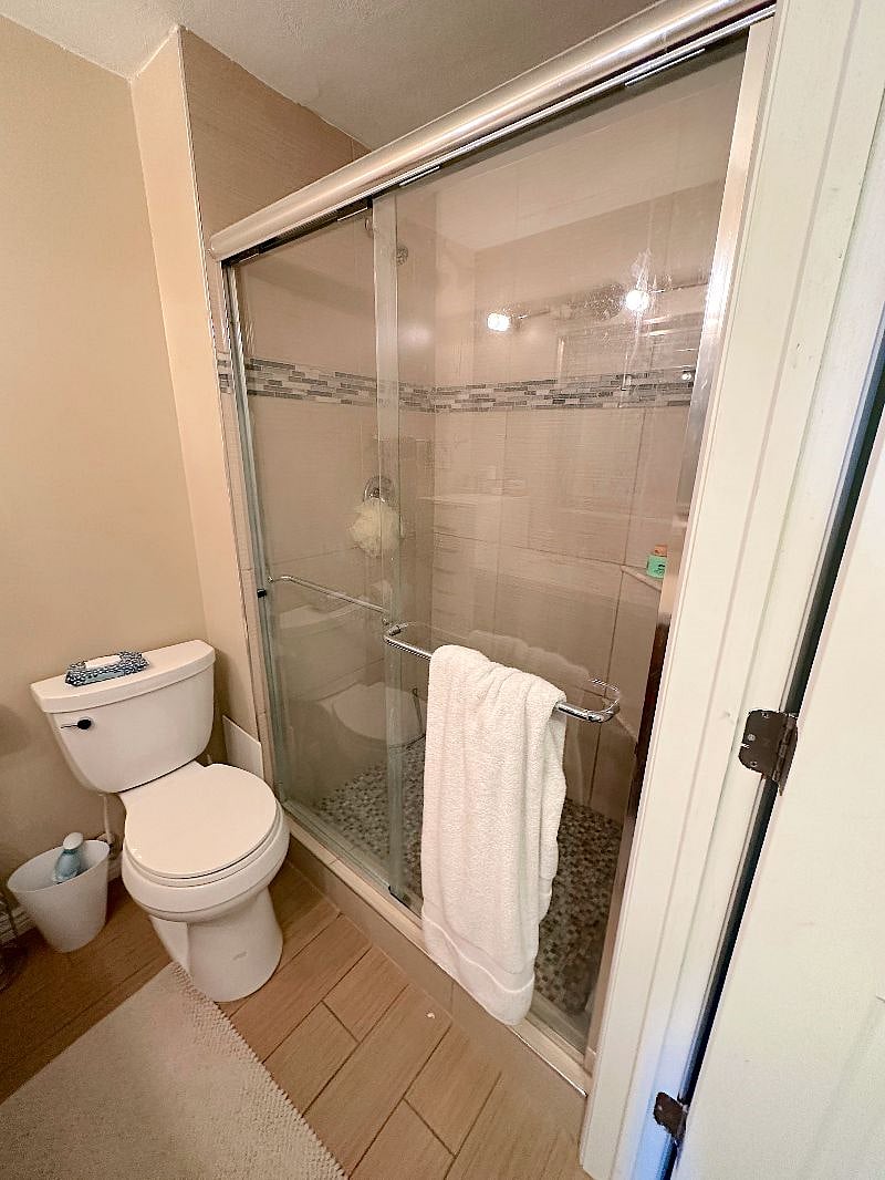 Master Bedroom Private Bathroom Shower